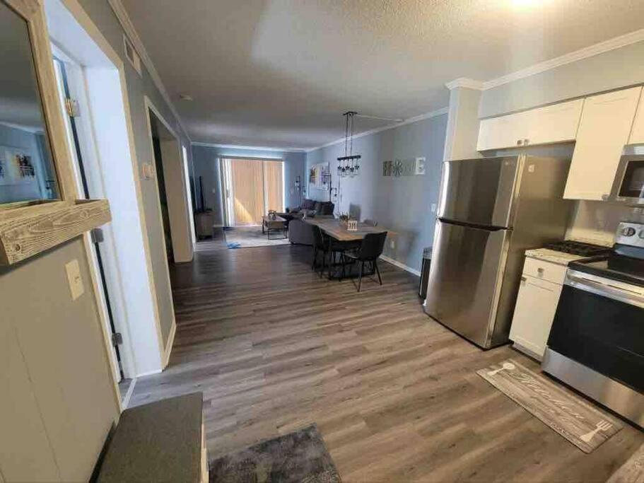 2022 Renovated 2-Bdrm Cozy, Lovely Condo W/Parking! Hilton Head Island Kültér fotó