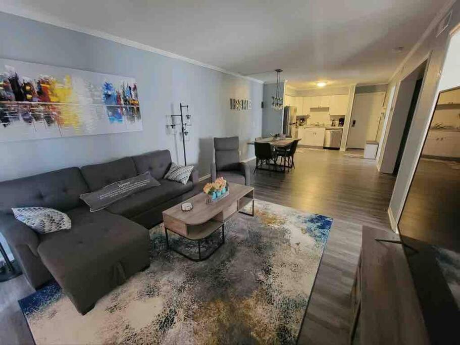 2022 Renovated 2-Bdrm Cozy, Lovely Condo W/Parking! Hilton Head Island Kültér fotó