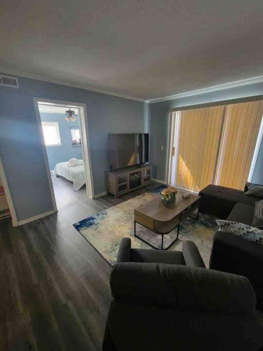 2022 Renovated 2-Bdrm Cozy, Lovely Condo W/Parking! Hilton Head Island Kültér fotó