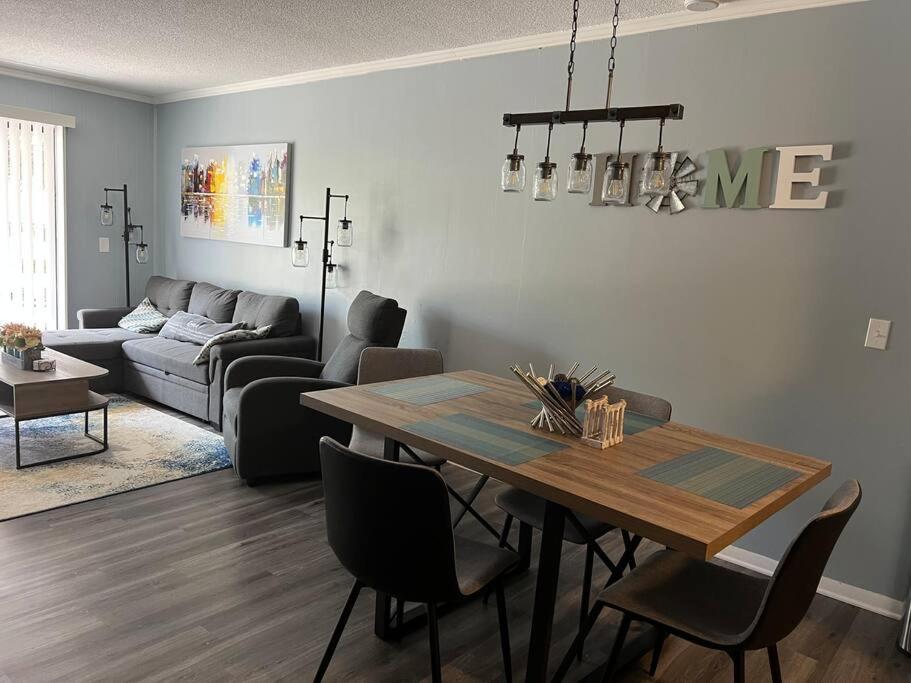 2022 Renovated 2-Bdrm Cozy, Lovely Condo W/Parking! Hilton Head Island Kültér fotó