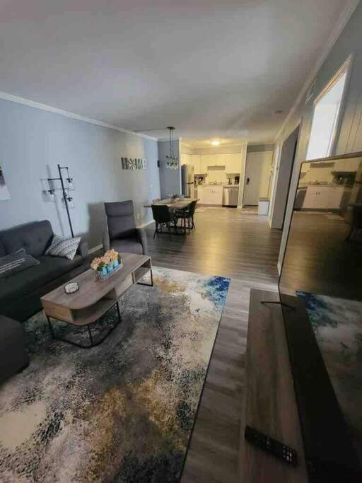 2022 Renovated 2-Bdrm Cozy, Lovely Condo W/Parking! Hilton Head Island Kültér fotó
