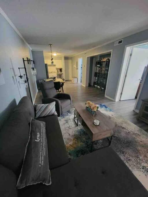 2022 Renovated 2-Bdrm Cozy, Lovely Condo W/Parking! Hilton Head Island Kültér fotó