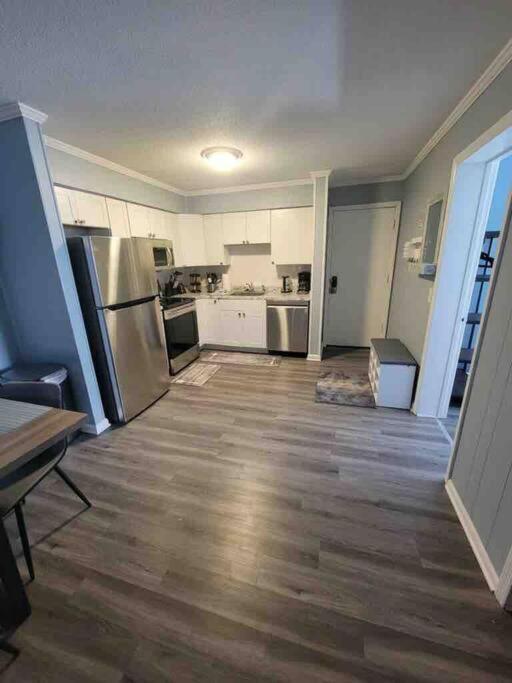 2022 Renovated 2-Bdrm Cozy, Lovely Condo W/Parking! Hilton Head Island Kültér fotó