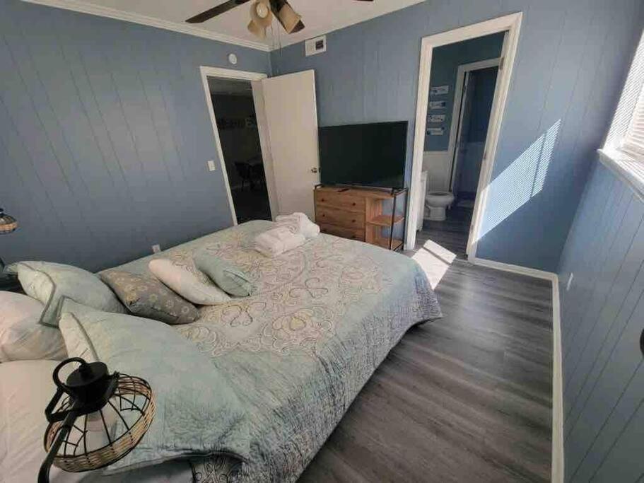 2022 Renovated 2-Bdrm Cozy, Lovely Condo W/Parking! Hilton Head Island Kültér fotó