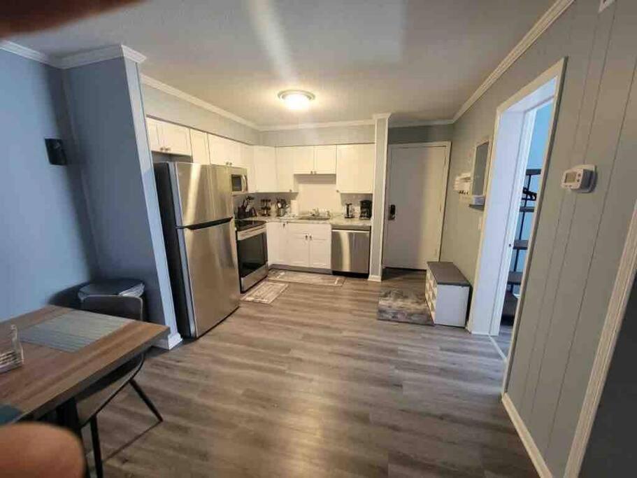 2022 Renovated 2-Bdrm Cozy, Lovely Condo W/Parking! Hilton Head Island Kültér fotó