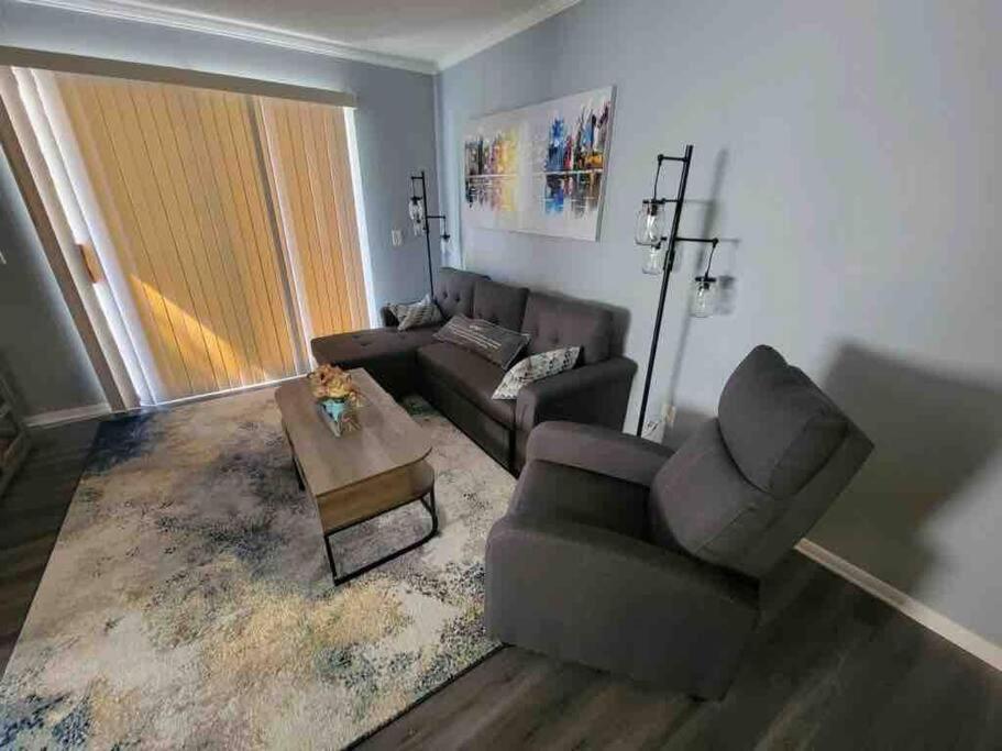 2022 Renovated 2-Bdrm Cozy, Lovely Condo W/Parking! Hilton Head Island Kültér fotó